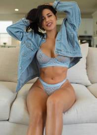 Escort inBeirut