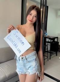 Slim Escort
