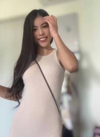 Slim Escort